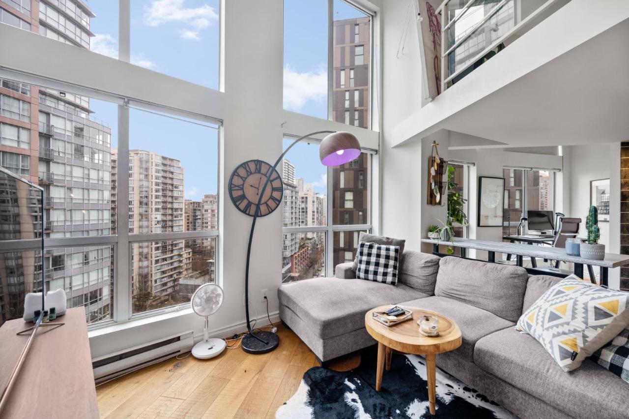 Ferienwohnung Rare Find Loft With Full Kitchen At Heart Of Downtown Vancouver Exterior foto